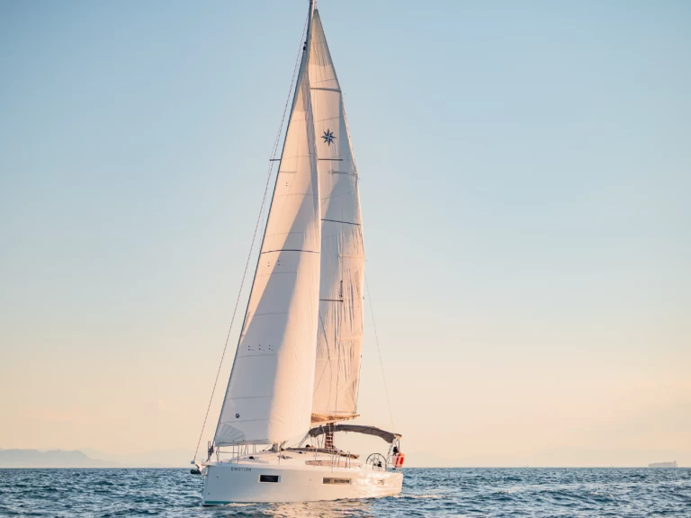 Bootverhuur Jeanneau Sun Odyssey 410 in Lávrio via SamBoat