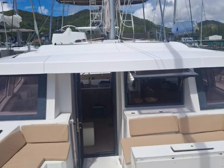 Huur een Bali Bali 4.8 in Praslin Island