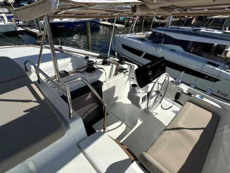 Huur een Fountaine Pajot Fountaine Pajot FP 44 Maestro - 3 cab. in Road Town