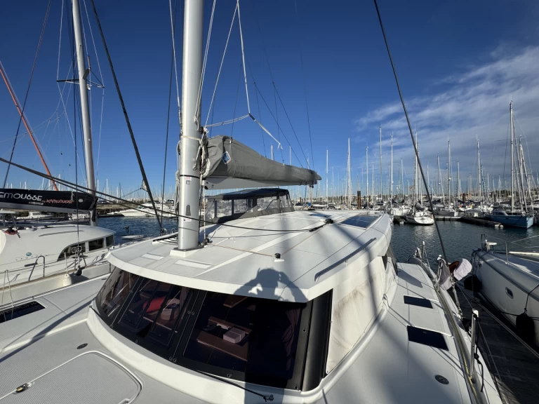 Verhuur Catamaran Fountaine Pajot met vaarbewijs