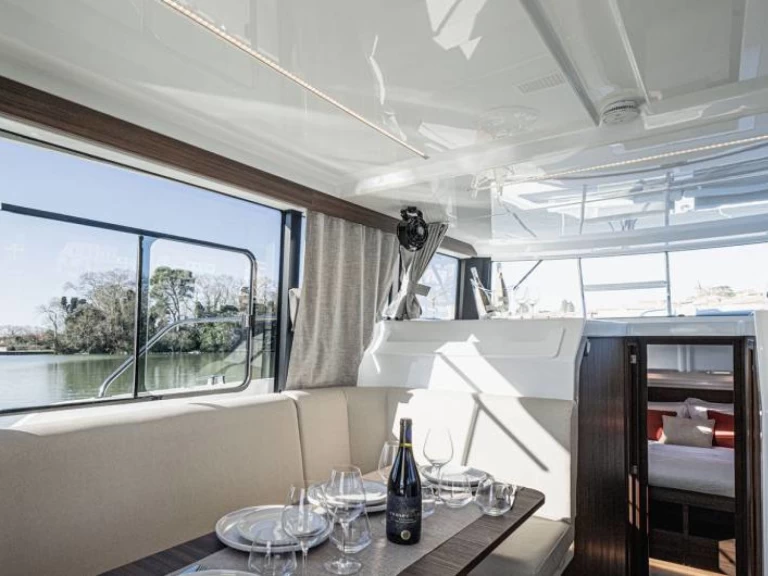 Verhuur Motorboot Le Boat met vaarbewijs