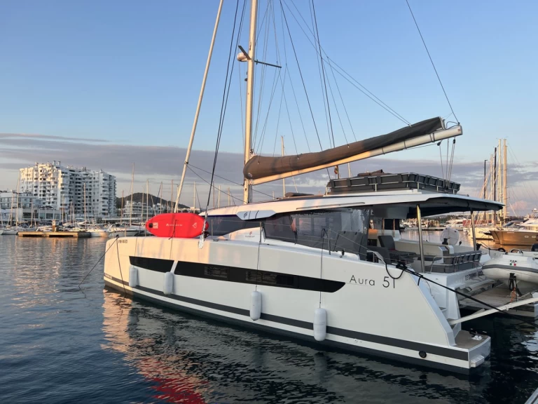 Fountaine Pajot Aura 51 te huur van particulier of professional in Le Marin
