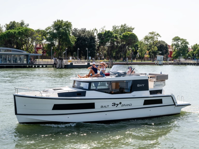 Woonboot te huur in Casale sul Sile voor de beste prijs