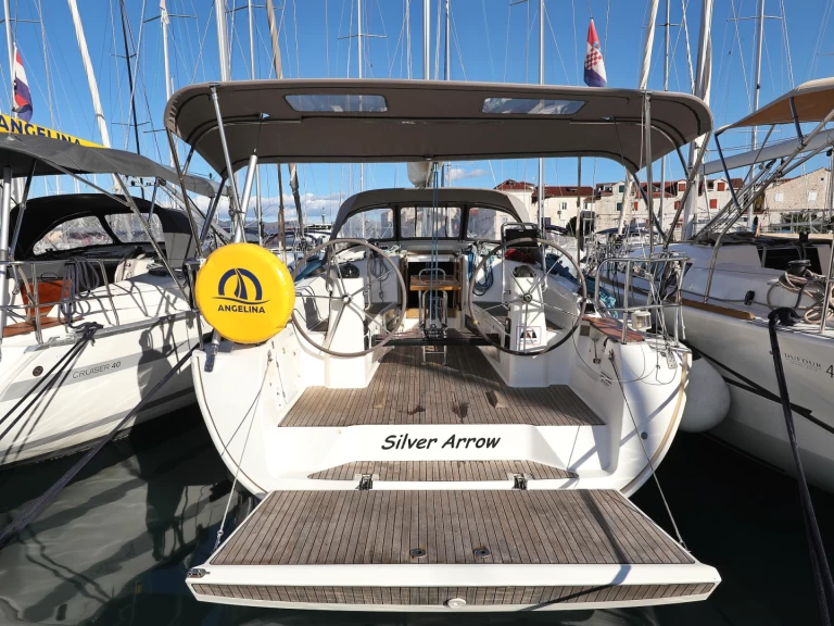 Verhuur Zeilboot in Primošten - Bavaria Cruiser 40 S