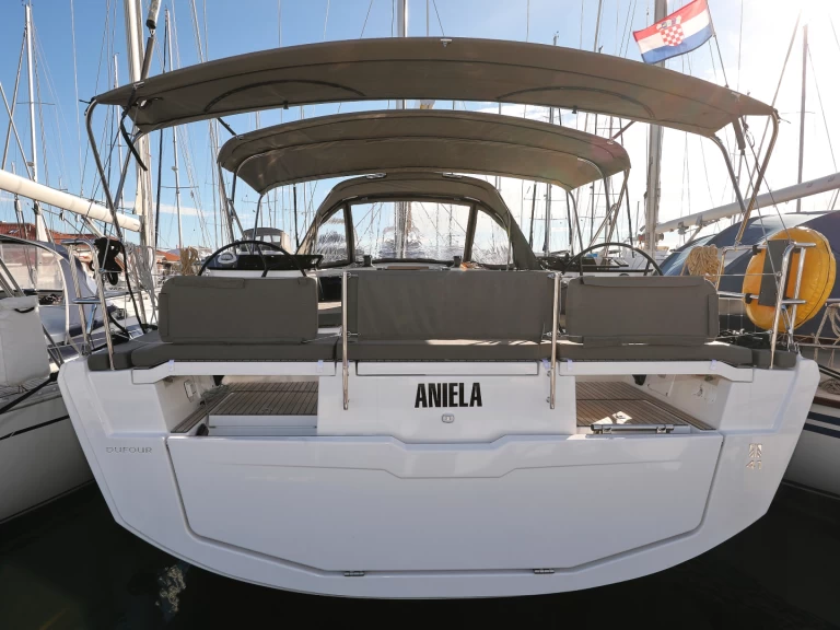 Bootverhuur Dufour Dufour 41 in Trogir via SamBoat