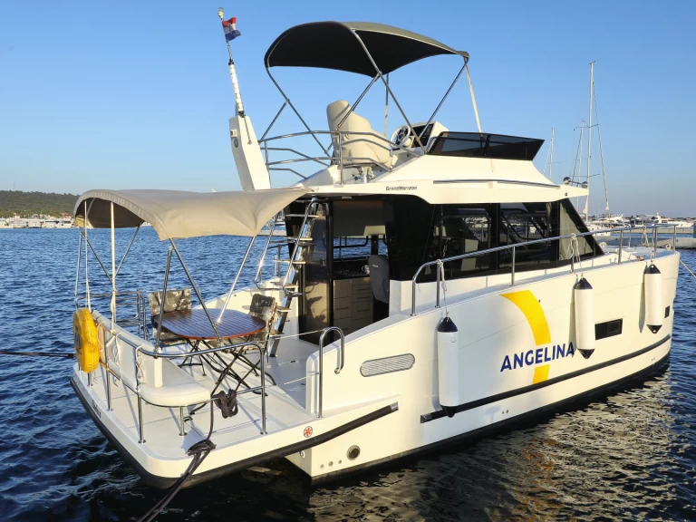 Bootverhuur Sveti Filip i Jakov goedkoop Futura 40 Grand Horizon