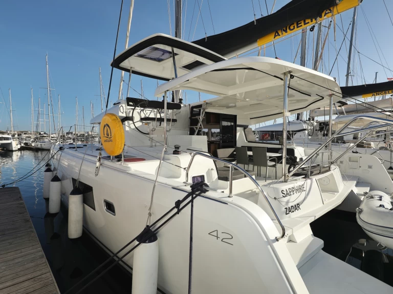 Bootverhuur Šibenik goedkoop Lagoon 42