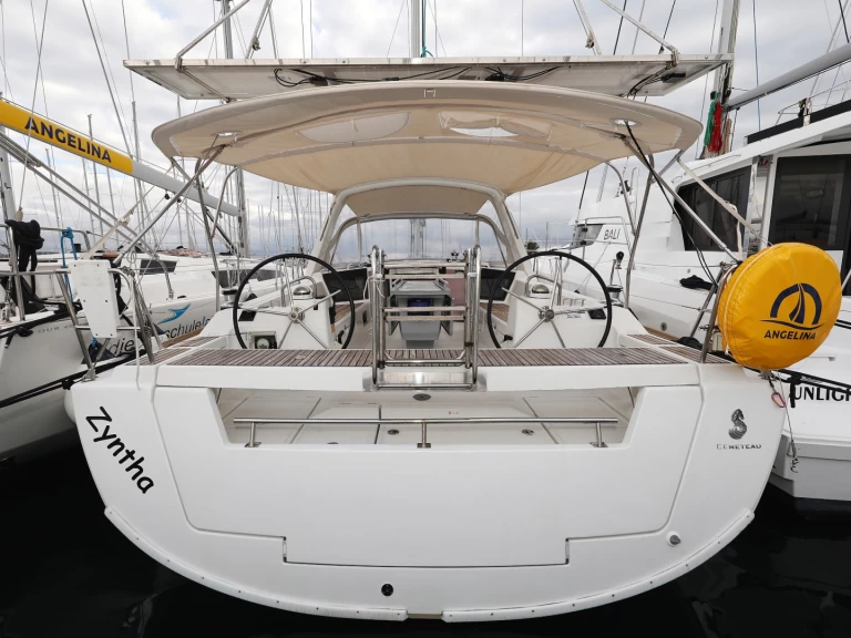 Huur een Bénéteau Oceanis 41 in Sveti Filip i Jakov