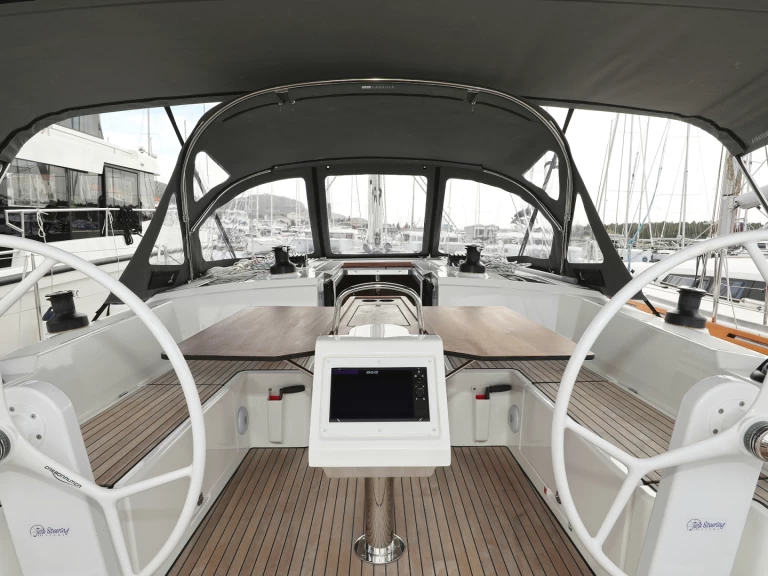 Verhuur Zeilboot in Šibenik - Bavaria Bavaria C42