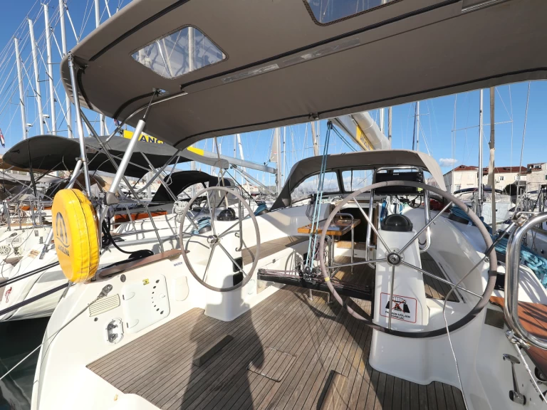 Verhuur Zeilboot in Primošten - Bavaria Cruiser 40 S