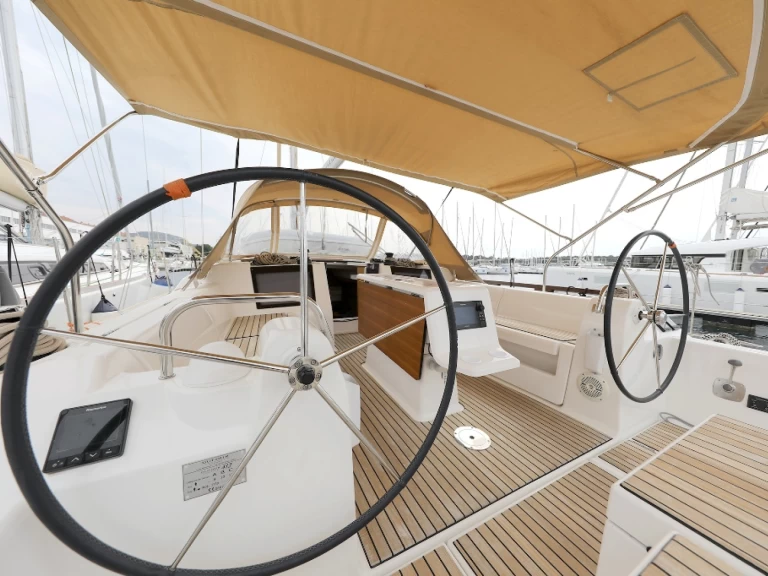 Zeilboot te huur in Primošten voor de beste prijs