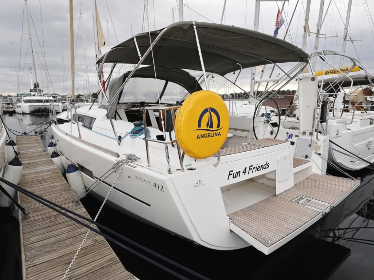 Dufour Dufour 412 Grand Large te huur van particulier of professional in Primošten