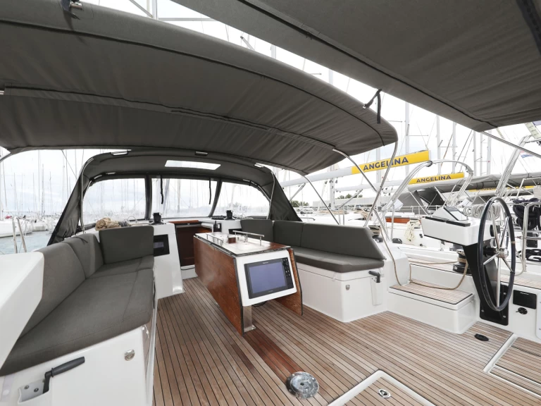 Huur een Dufour Dufour 470 in Sveti Filip i Jakov