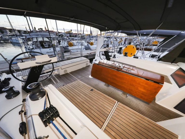 Jachthuur in Trogir - Dufour Dufour 470 via SamBoat