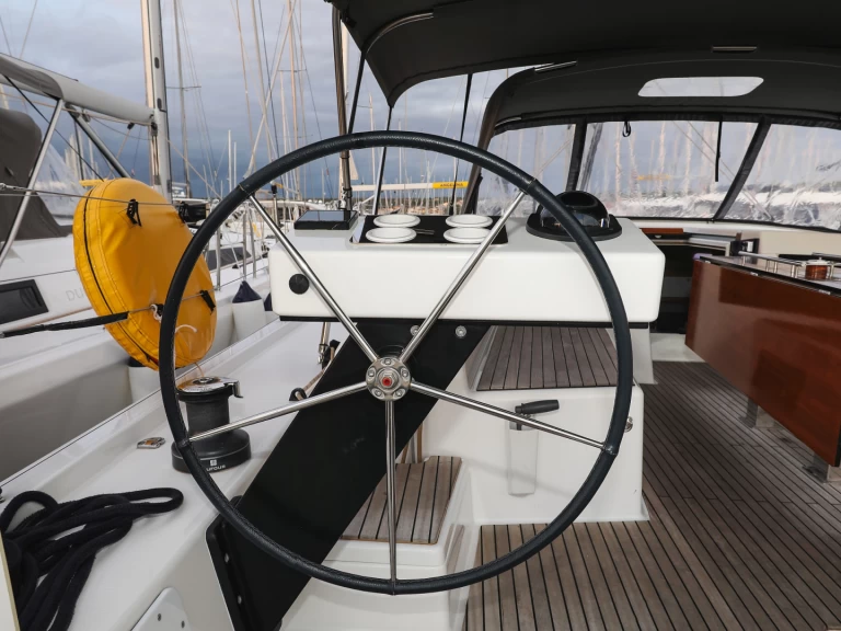 Bootverhuur Trogir goedkoop Dufour 470