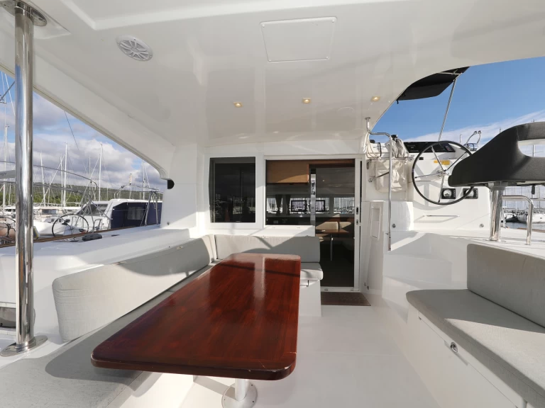 Verhuur Catamaran in Sveti Filip i Jakov - Lagoon Lagoon 40