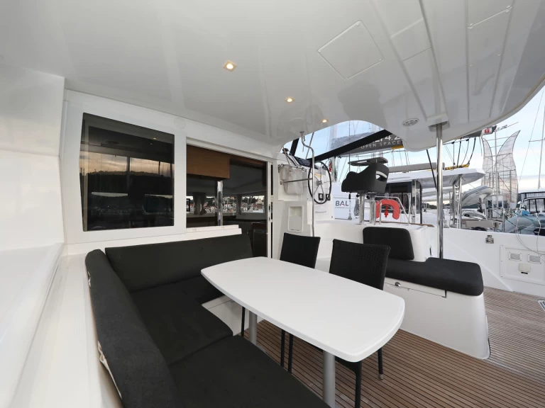 Bootverhuur Biograd na Moru goedkoop Lagoon 40