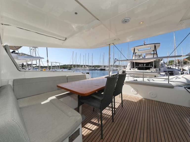 Huur Catamaran met of zonder schipper Lagoon in Sveti Filip i Jakov