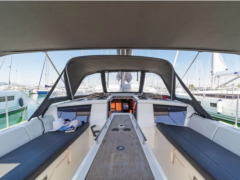 Bootverhuur Ávdira goedkoop Dufour 430