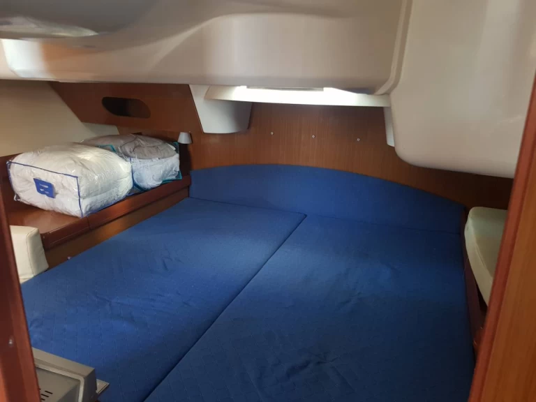 Huur een Jeanneau Sun Odyssey 42 DS in Port-Haliguen