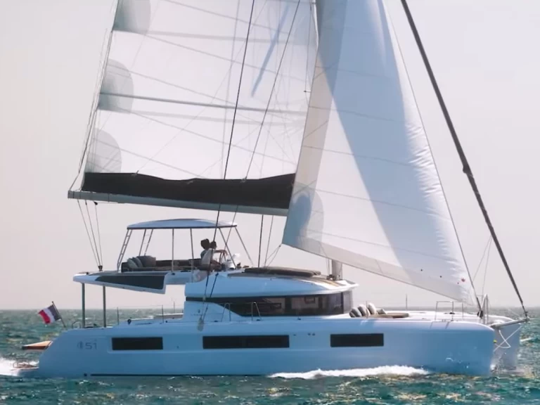 Huur een Lagoon Lagoon 51 in Pula