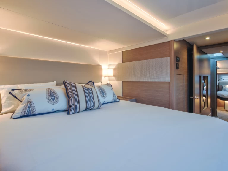 Leopard Leopard 53 Powercat te huur van particulier of professional in Port Grimaud