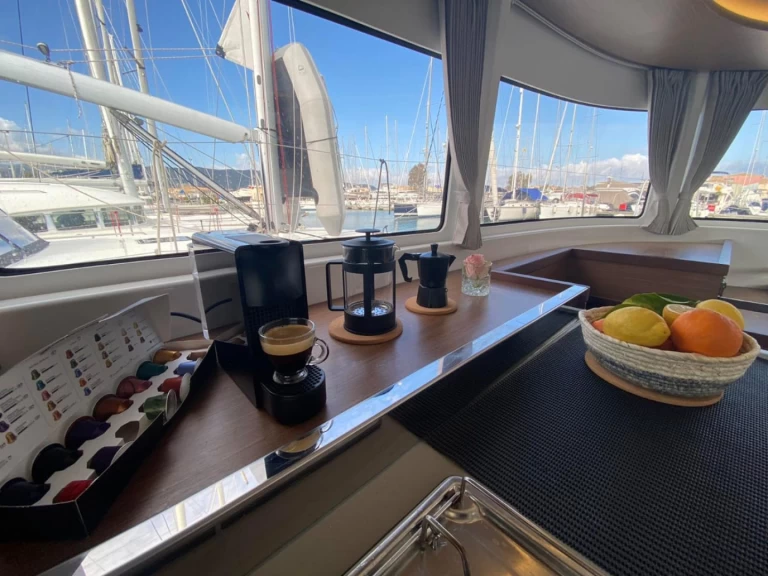 Verhuur Catamaran in Lefkáda - Lagoon Lagoon 46