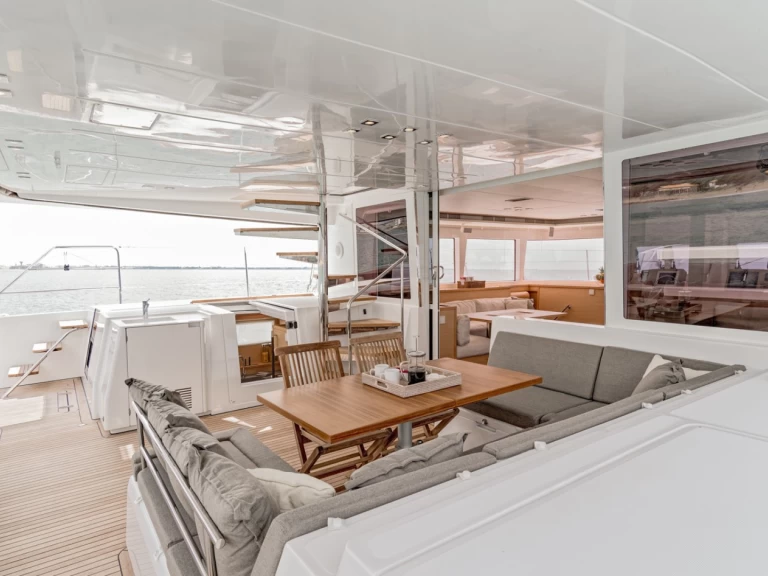 Jachthuur in Sant Antoni de Portmany - Lagoon Lagoon 560 via SamBoat