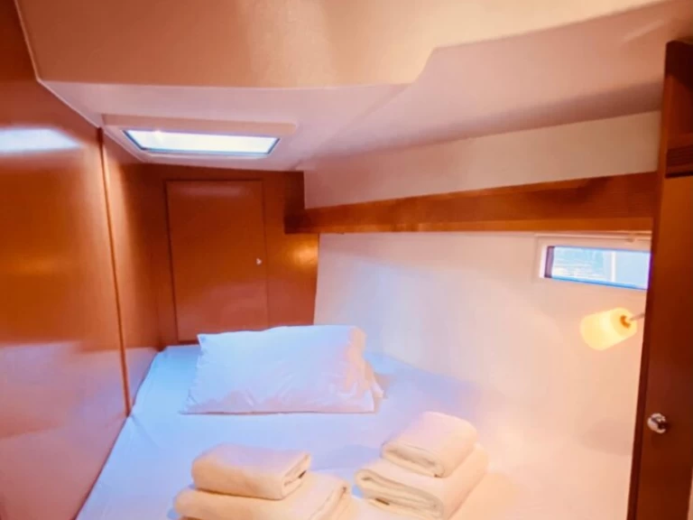 Huur Zeilboot met of zonder schipper Bavaria in Kavála