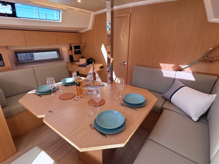 Bavaria Bavaria C42 te huur van particulier of professional in Port Grimaud