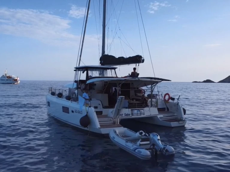 Bootverhuur Lagoon Lagoon 42 in Nettuno via SamBoat