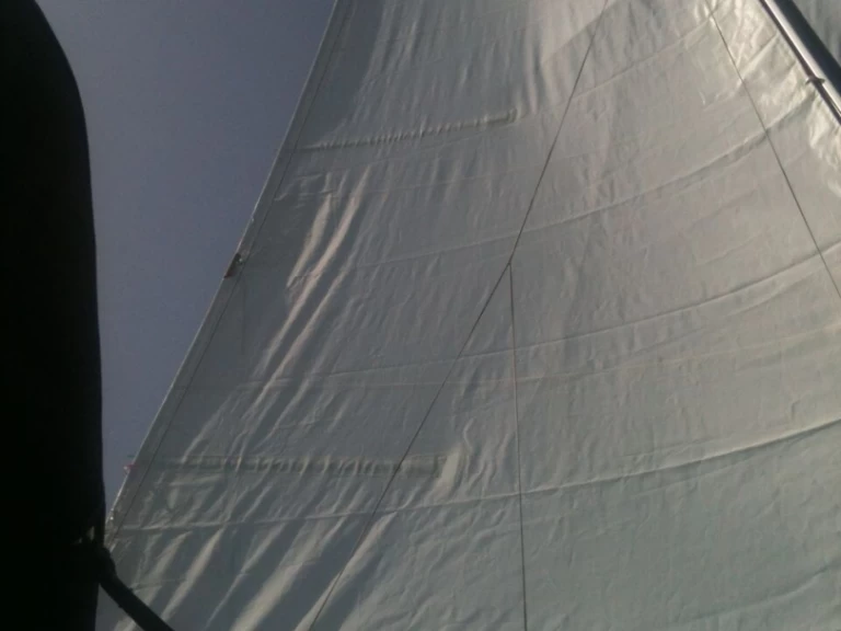 Huur een Bénéteau Oceanis 31 in Nikiána