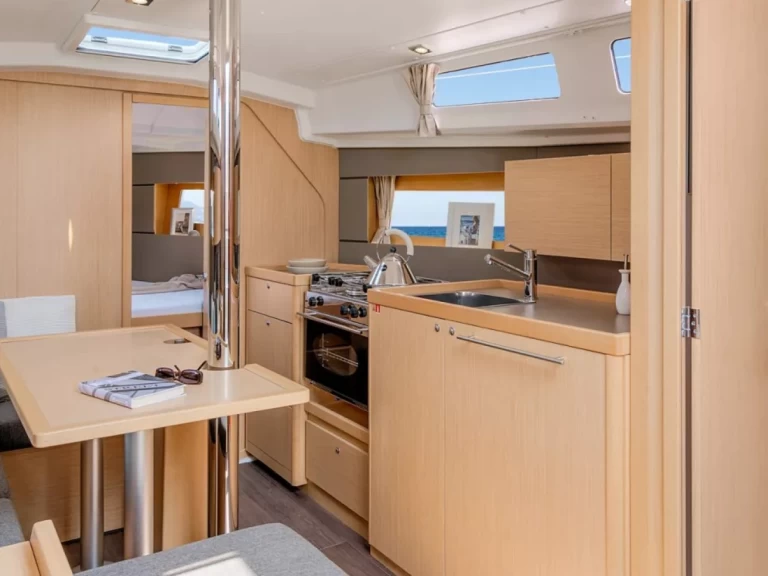 Bénéteau Oceanis 35 te huur van particulier of professional in Marmaris