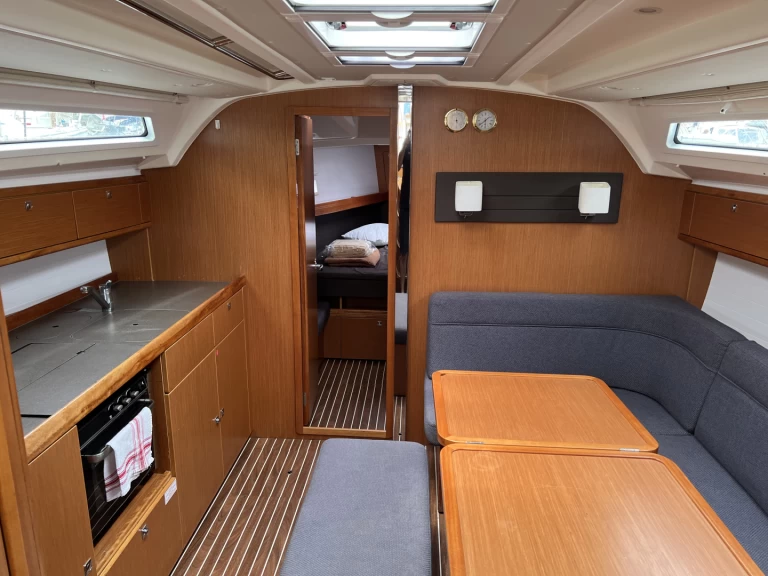 Verhuur Zeilboot Bavaria met vaarbewijs