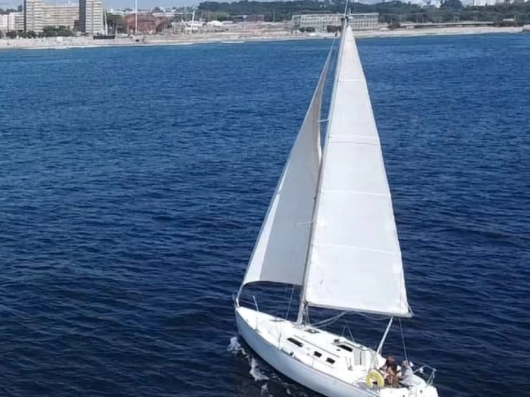 Bootverhuur Dufour Dufour 32 in Leça da Palmeira via SamBoat