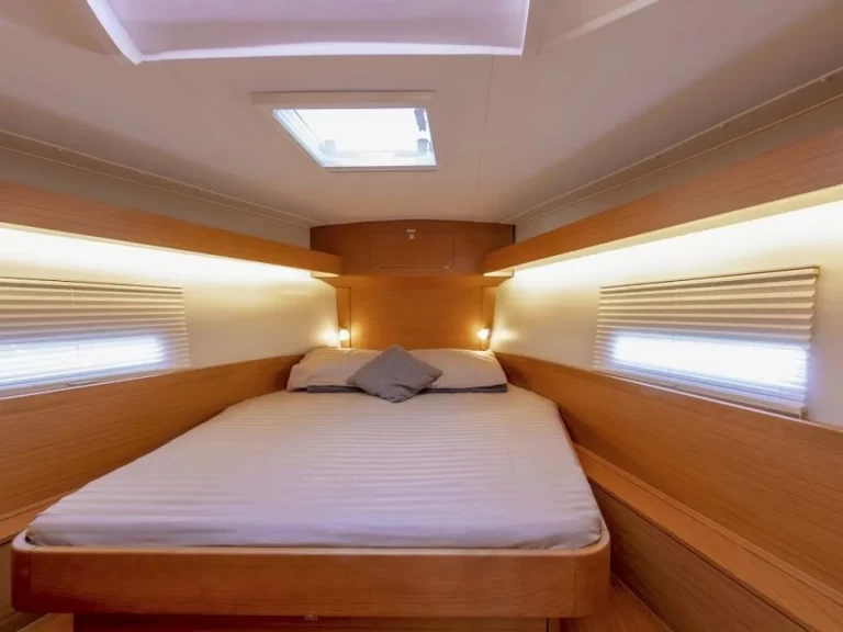 Huur een Dufour Dufour 430 Grand Large in Lefkáda