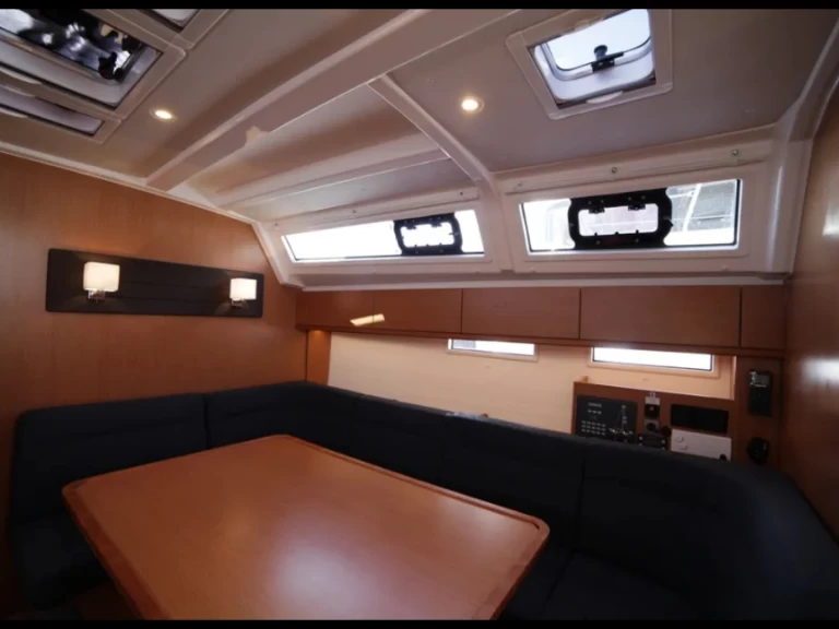 Verhuur Zeilboot Bavaria met vaarbewijs