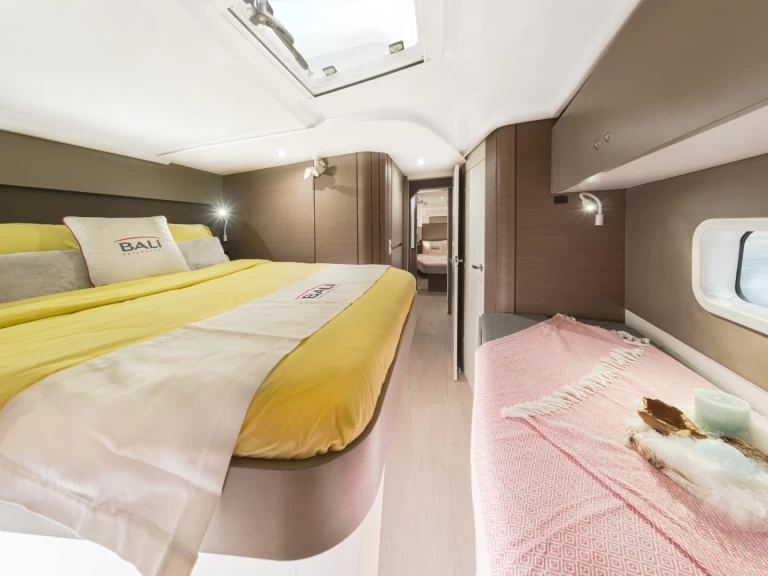 Bootverhuur Capo d'Orlando goedkoop Bali Catspace 2025