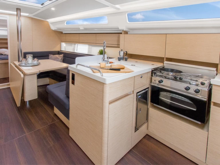 Hanse Hanse 388 te huur van particulier of professional in Betina