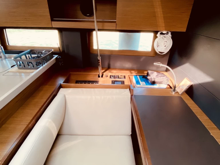 Bootverhuur Lefkáda goedkoop Beneteau Oceanis 51.1