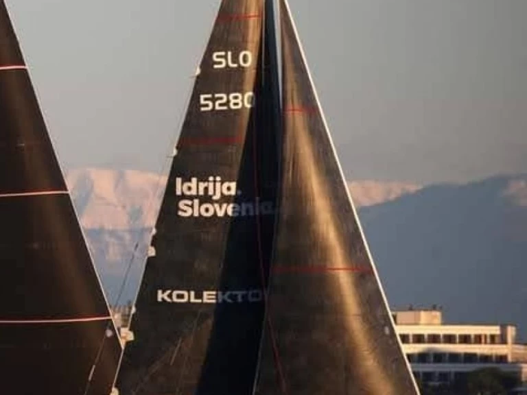 Bootverhuur Izola goedkoop Salona 38