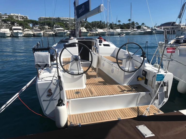 Bootverhuur Bénéteau Oceanis 30.1 in Izola via SamBoat