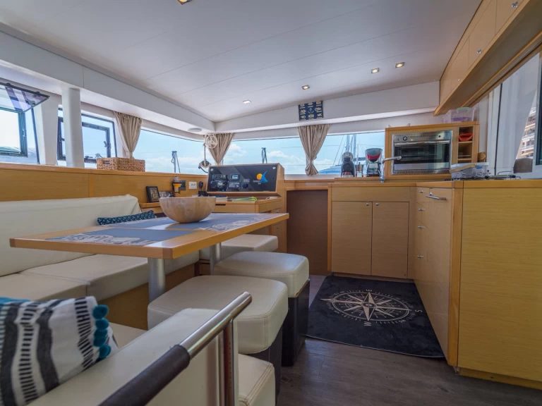 Lagoon Lagoon 400 S2 te huur van particulier of professional in Volos