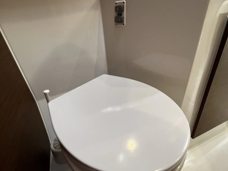 Verhuur Catamaran Lagoon met vaarbewijs