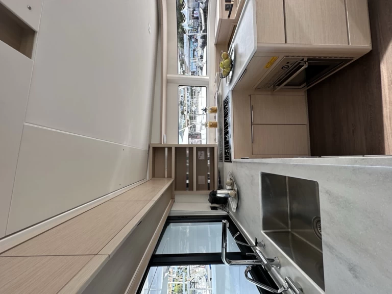 Jachthuur in Cugnana Verde - Lagoon Lagoon 46 via SamBoat