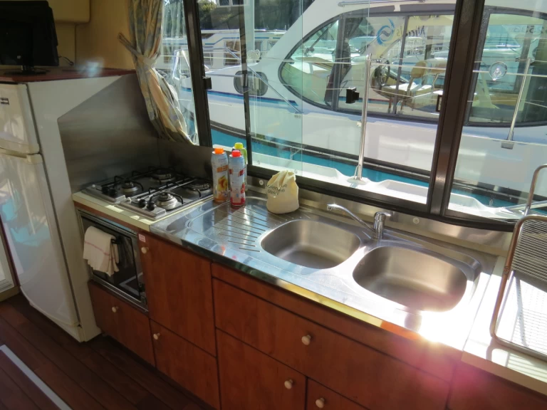 Huur Woonboot met of zonder schipper Nicols Yacht in Grez-Neuville