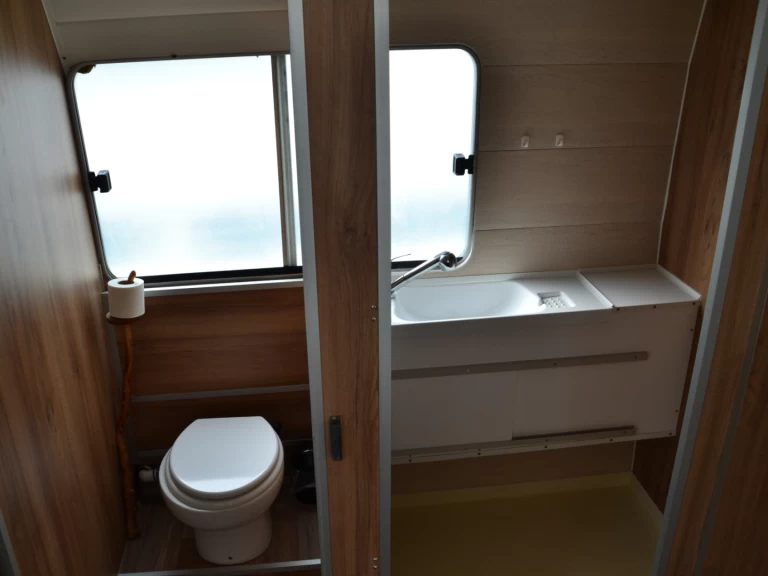 Huur een Jeanneau Classic Family 4-8 p. in Sablé-sur-Sarthe