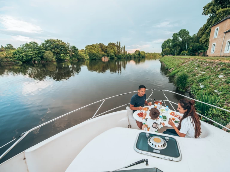 Woonboot te huur in Grez-Neuville voor de beste prijs
