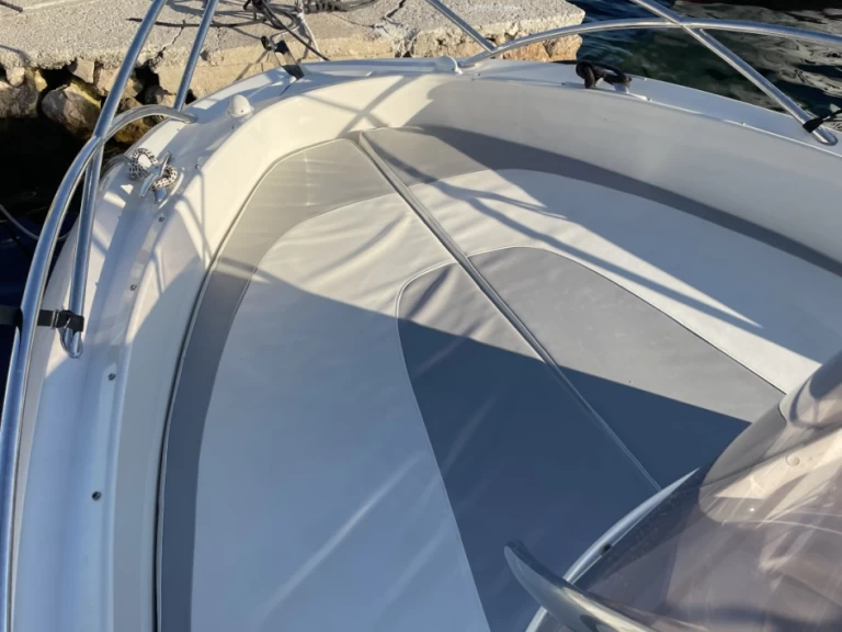 Motorboot te huur in Rab voor de beste prijs