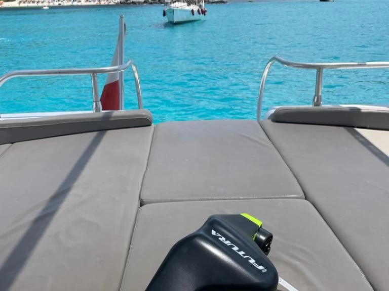 Bootverhuur  Mangusta 65 in Salerno via SamBoat